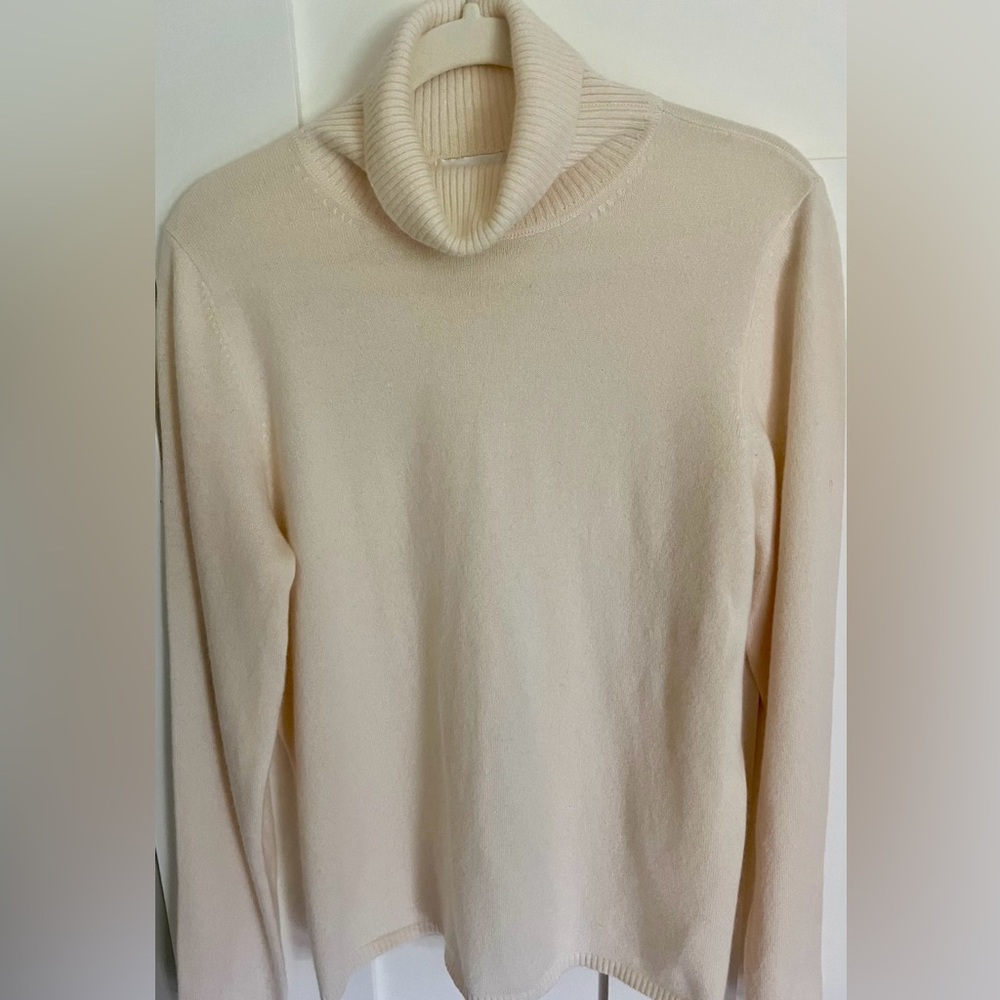 Chadwicks 100% Cashmere Turtleneck Sweater Cream XL Soft Minimalist Classic